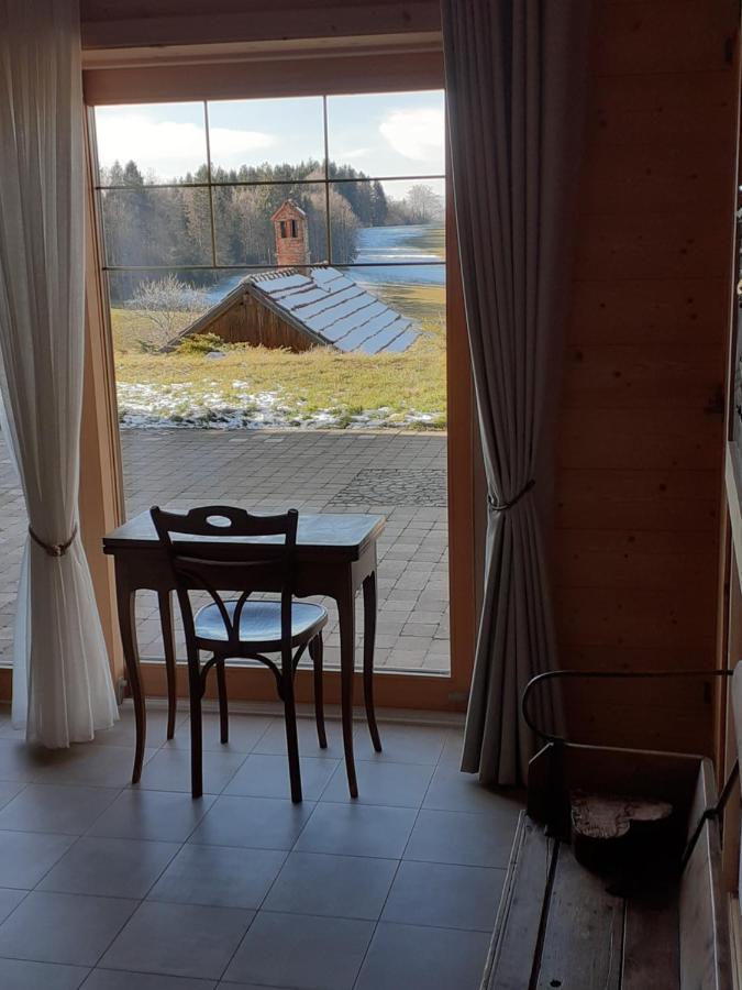 Les Abeilles Bed & Breakfast Romont Exterior photo