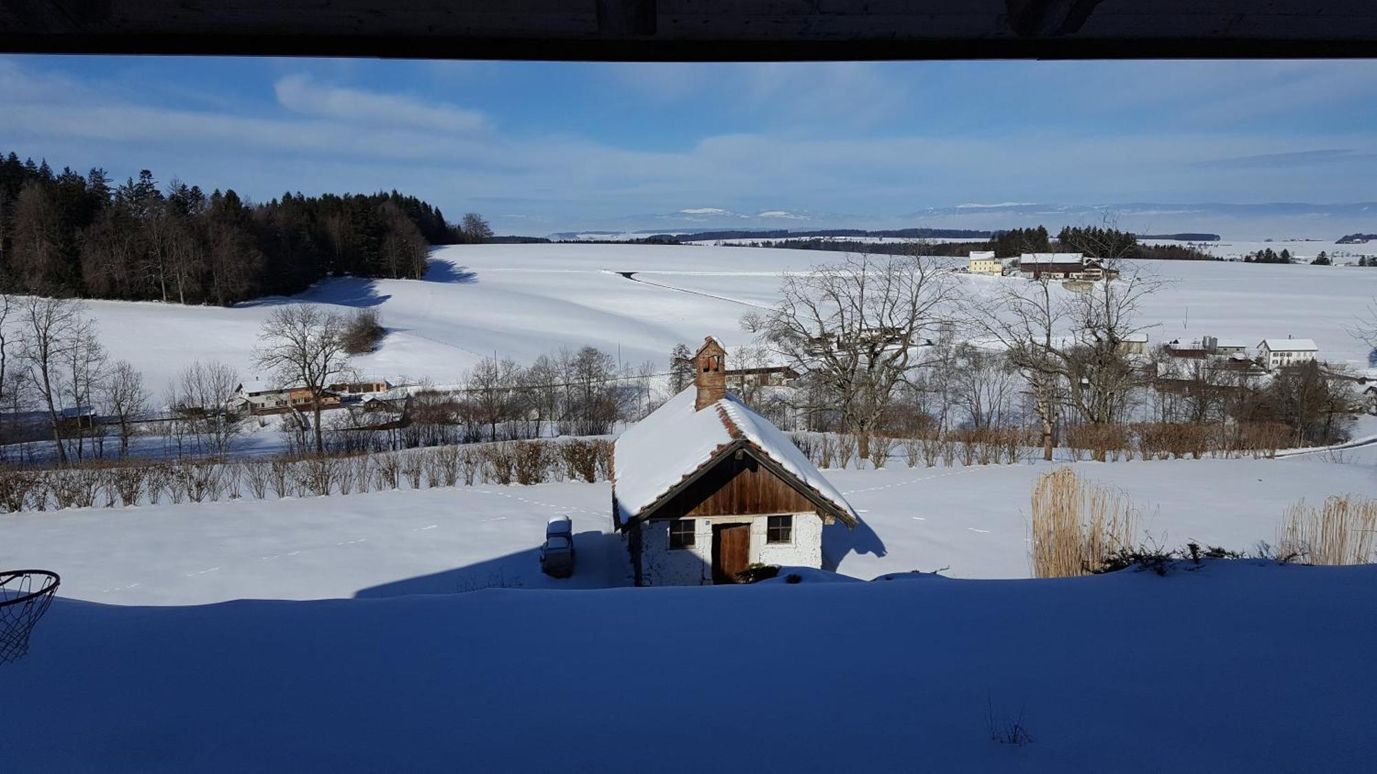 Les Abeilles Bed & Breakfast Romont Exterior photo